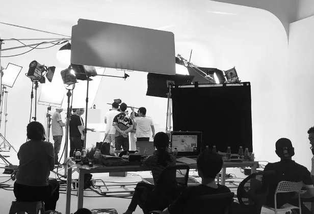 骄阳伴我 演员表