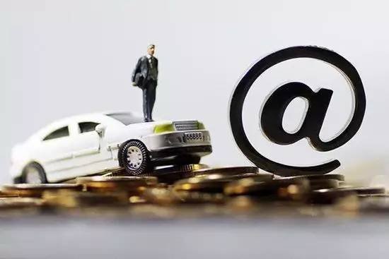 成都网约车司机开个人演唱会，你如何看待司机的这种行为？