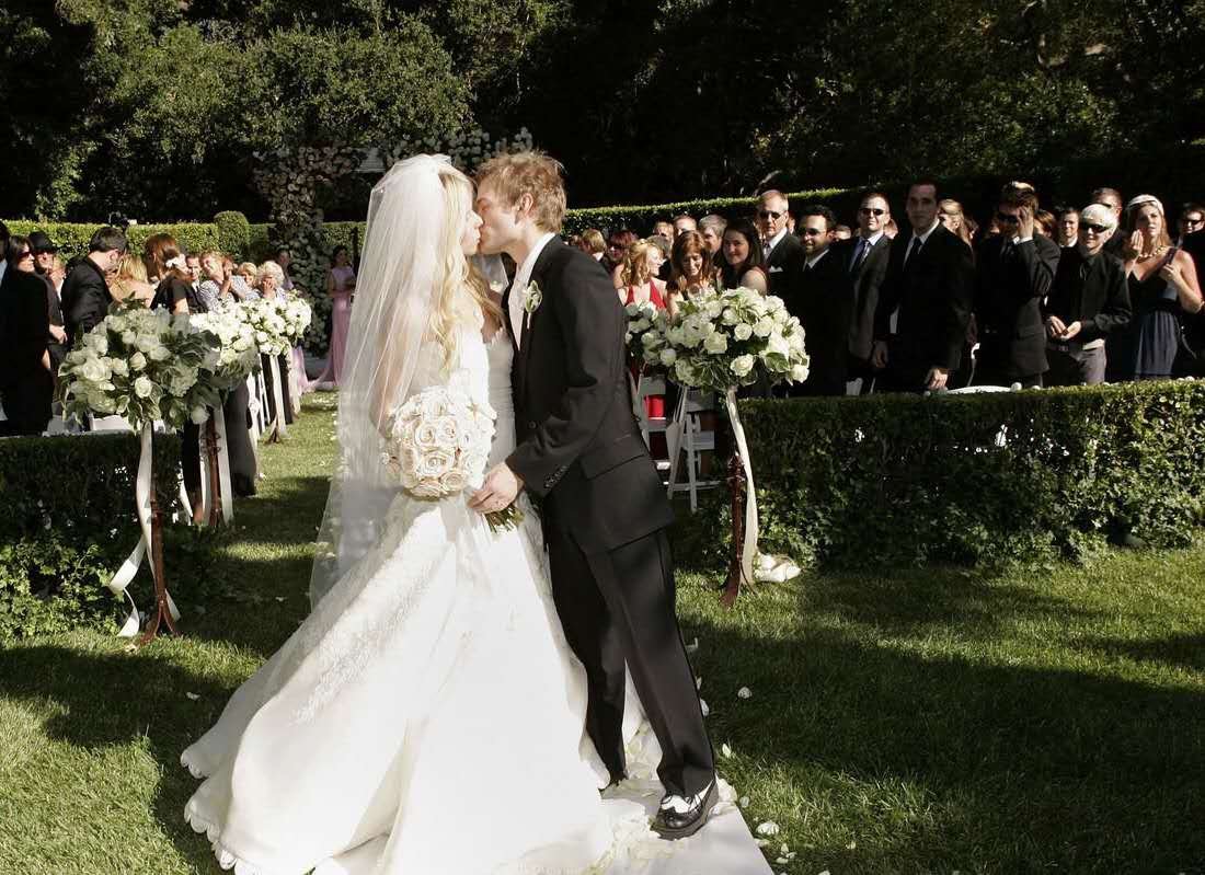 现在年轻人为什么都喜欢在春节结婚？