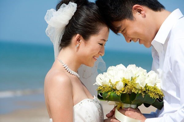 落红不是无情物，男人到底在不在意那一抹红？