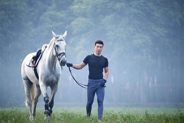 牵的拼音和音序和部首和组词