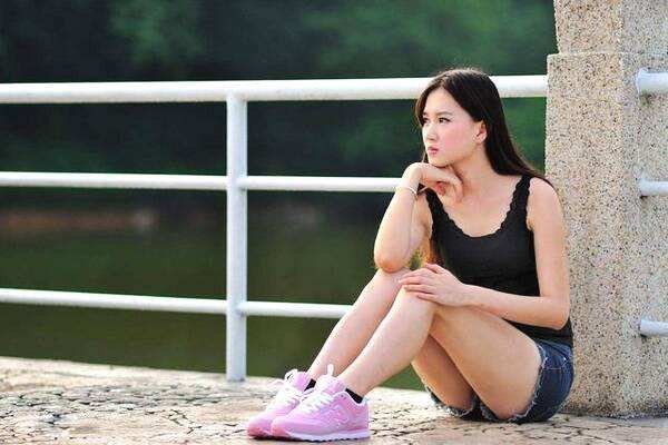 男女交往，女生如果经常和你聊哪些话题，证明他已经爱深了你了？