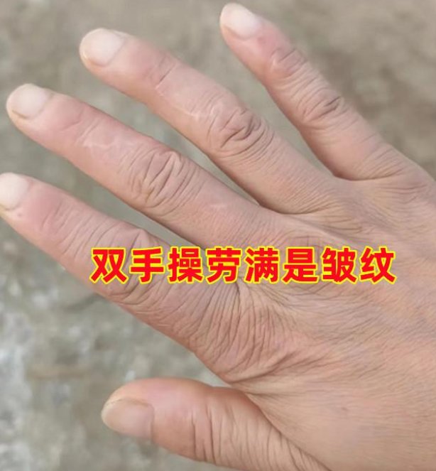 江苏90后女子大方晒带1岁孙子日常，大17岁的婚姻能长久吗？