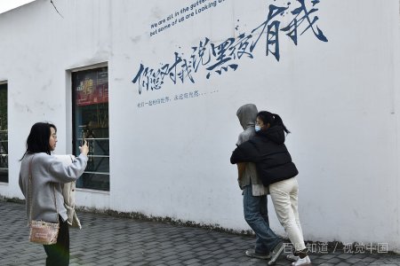 求《少年的你》高清资源