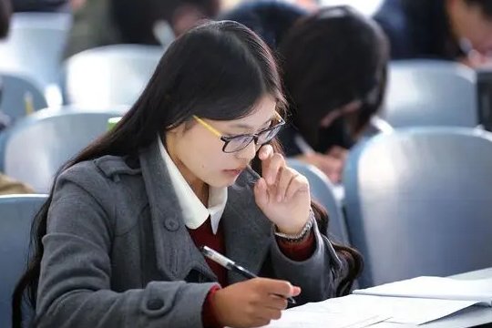 一建建筑成绩合格线标准