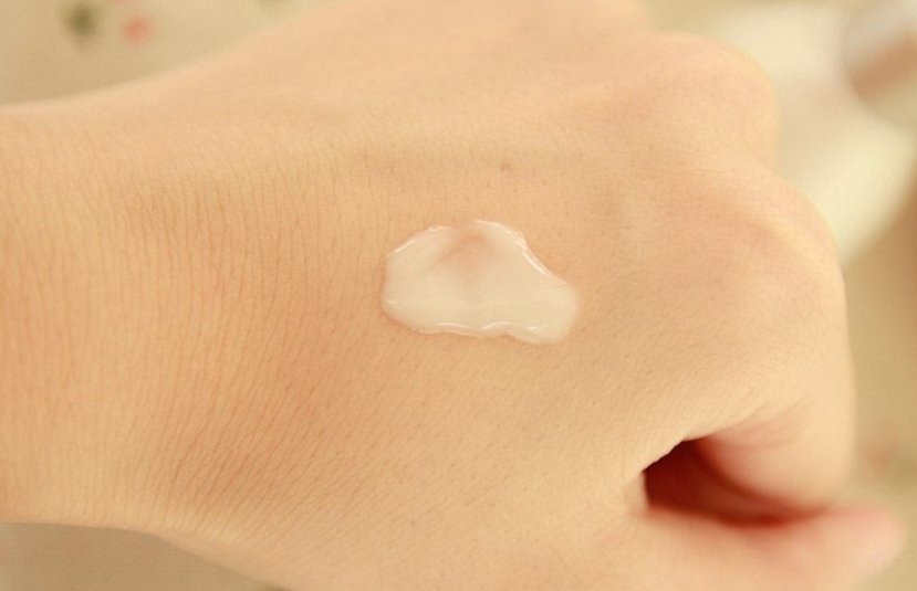 body lotion lotion pour le corps 什么意思？？ 具体点