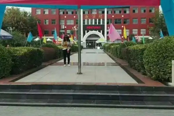 石家庄科技信息职业学院好不好？