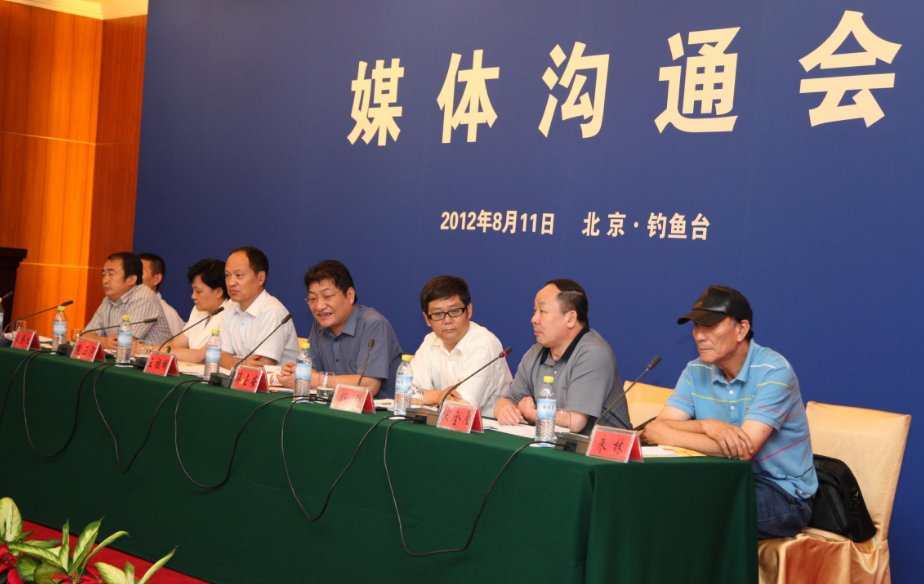 云南红河如何回应官员11岁参加工作