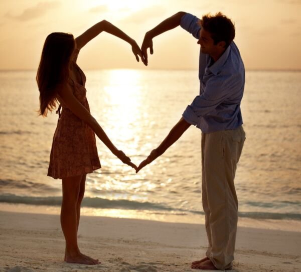 大学生网恋正常吗?