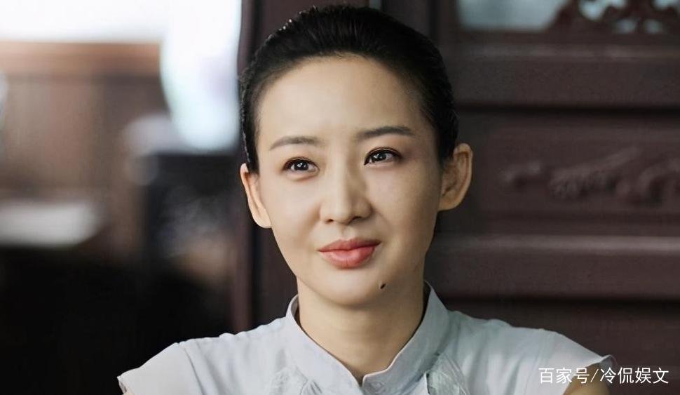 买红妹女儿前途被毁,如今51岁潘蔚的报应来了,为什么会这么说?