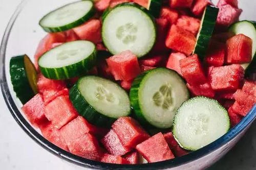 贵州都匀提示不要网购食品，你觉得原因是什么？