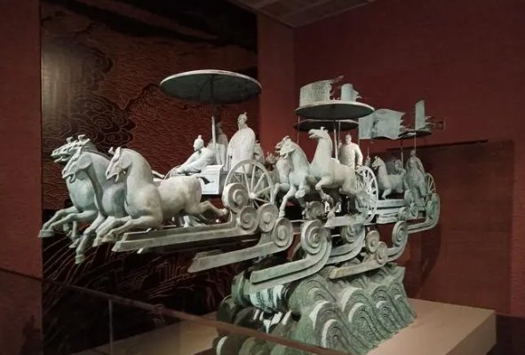 形容疯狂的成语