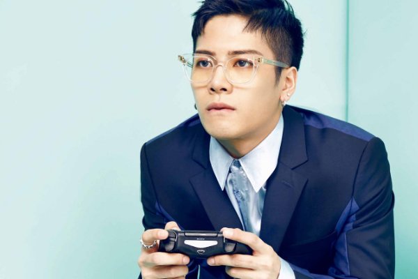 王嘉尔是不是因为周子瑜事件开始红的？