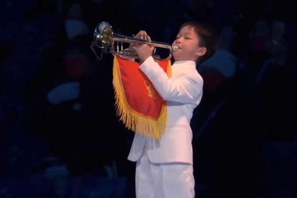 开幕式上吹小号的小男孩是谁？他是如何脱颖而出的？