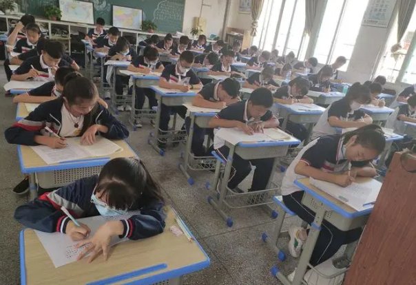 2024年中小学期末考试时间