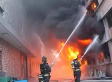 浙江嘉善一工厂起火老板娘救人遇难，此事故的发生究竟是谁造成的？