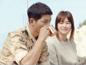 宋慧乔和宋仲基差几岁？