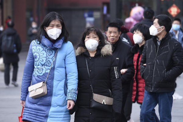 我国口红销量下滑近半，造成这种趋势的原因是什么