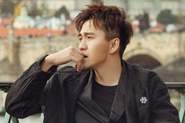 没有人年年恨天临，但年年有人恨天临。为什么会有这句话？