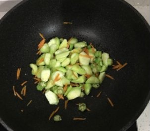 秋葵和丝瓜能同食吗