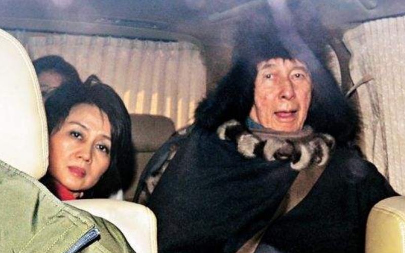 曝赌王疗养10年开销2亿！十年间他都用了哪些治疗？