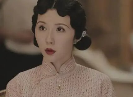 传家易钟灵的真实身份