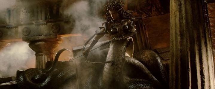 《诸神之战》讲的什么？