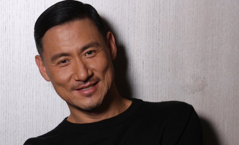 看望同窗打一歌星名字