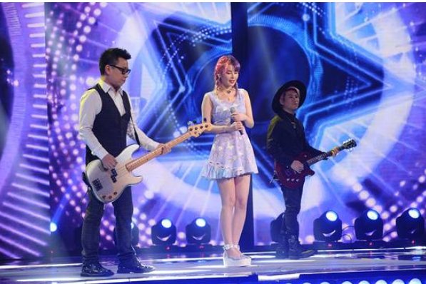 樱桃小嘴嘟嘟的脸天天闭着大大的眼歌曲是什么歌