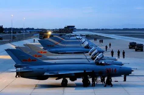 专家谈歼7失事，造成此事故的原因是什么？