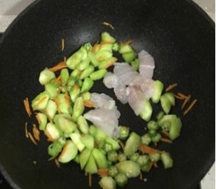 秋葵和丝瓜能同食吗