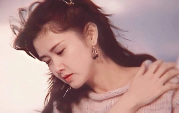 中岛美雪和中岛美嘉是同一个人吗？