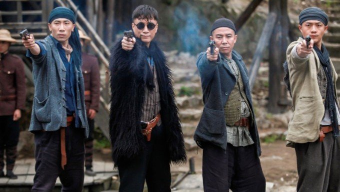 一代枭雄中老乌为什么背叛了何辅堂？