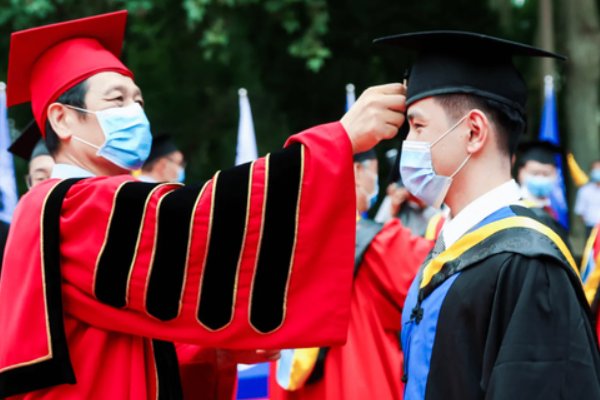 本科第一批是一本吗