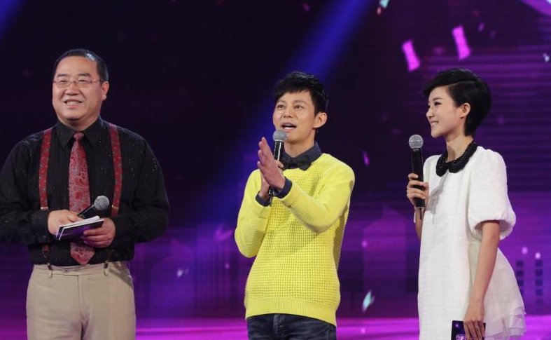 撒贝宁在节目中说何炅是他的假想敌，撒贝宁怎会如此走心？