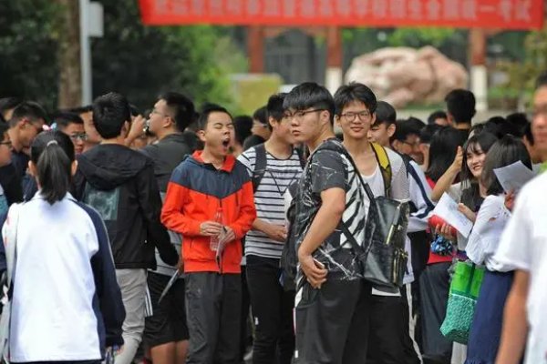 湖北省2023年高考一本分数线是多少