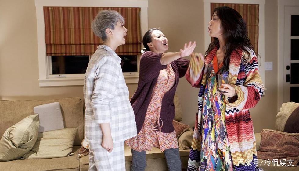 买红妹女儿前途被毁,如今51岁潘蔚的报应来了,为什么会这么说?