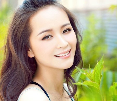 沈泰女朋友邓莎是谁 打于正的原因是什么