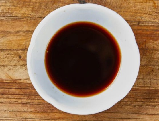 山西人提桶排队打醋过腊八，山西人是都爱吃醋吗？