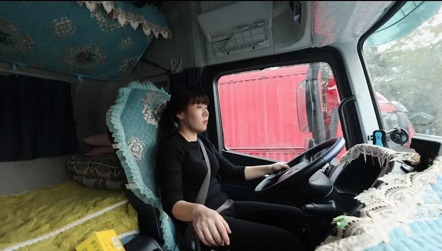 2000万卡车司机被高速困住的人生：如何才能解决他们困境？