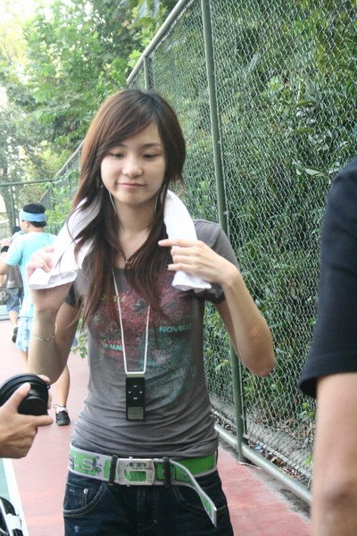 余虹婷的个人资料