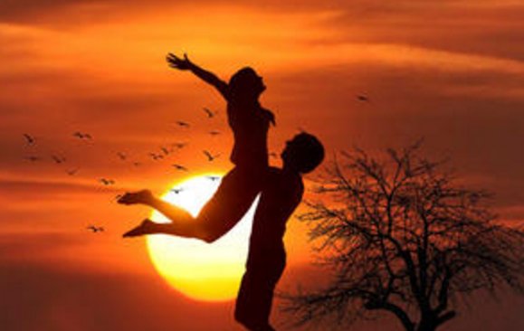 你觉得那些闪婚靠谱吗？你能接受闪婚吗？