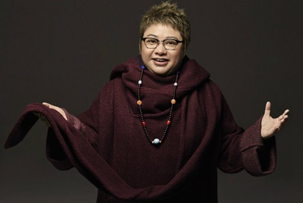 有一首歌的歌词叫：爸爸妈妈你不要走远，不要留我在这孤独的人世间。想知道是什么歌名？