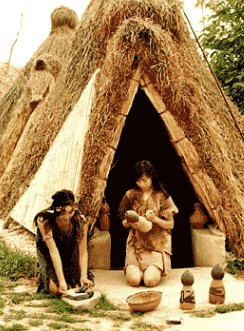 古代产生母系社会的原因有哪些？