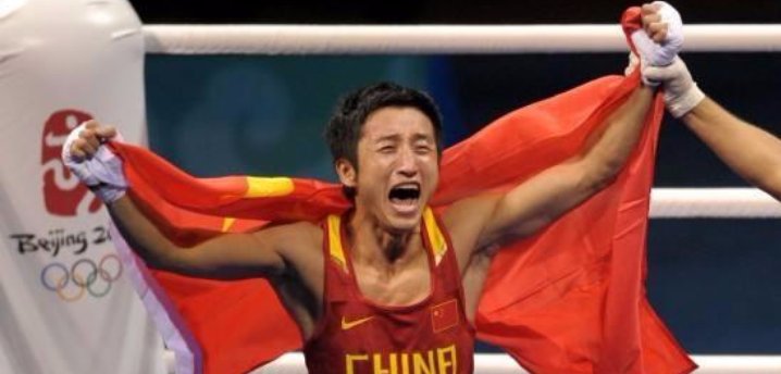 邹市明的实力与徐灿相比，你觉得谁更厉害？