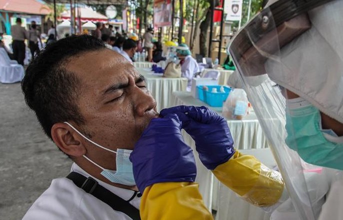 印尼一市不戴口罩罚坐灵车，不戴口罩有哪些害处？