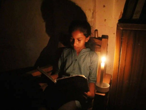 斯里兰卡居民烧柴做饭，当地居民们的现状如何？