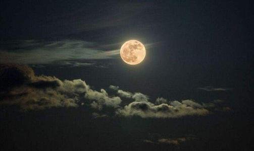 他乡纵有万盏灯，不抵家乡一盏灯出自哪里