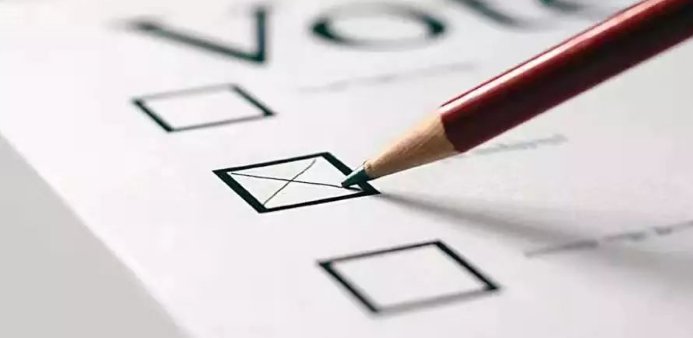 中学校长连续十年参加高考，高考年龄有限制吗？