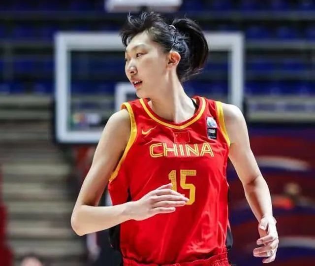 四川女篮官宣韩旭加盟，她的实力如何？